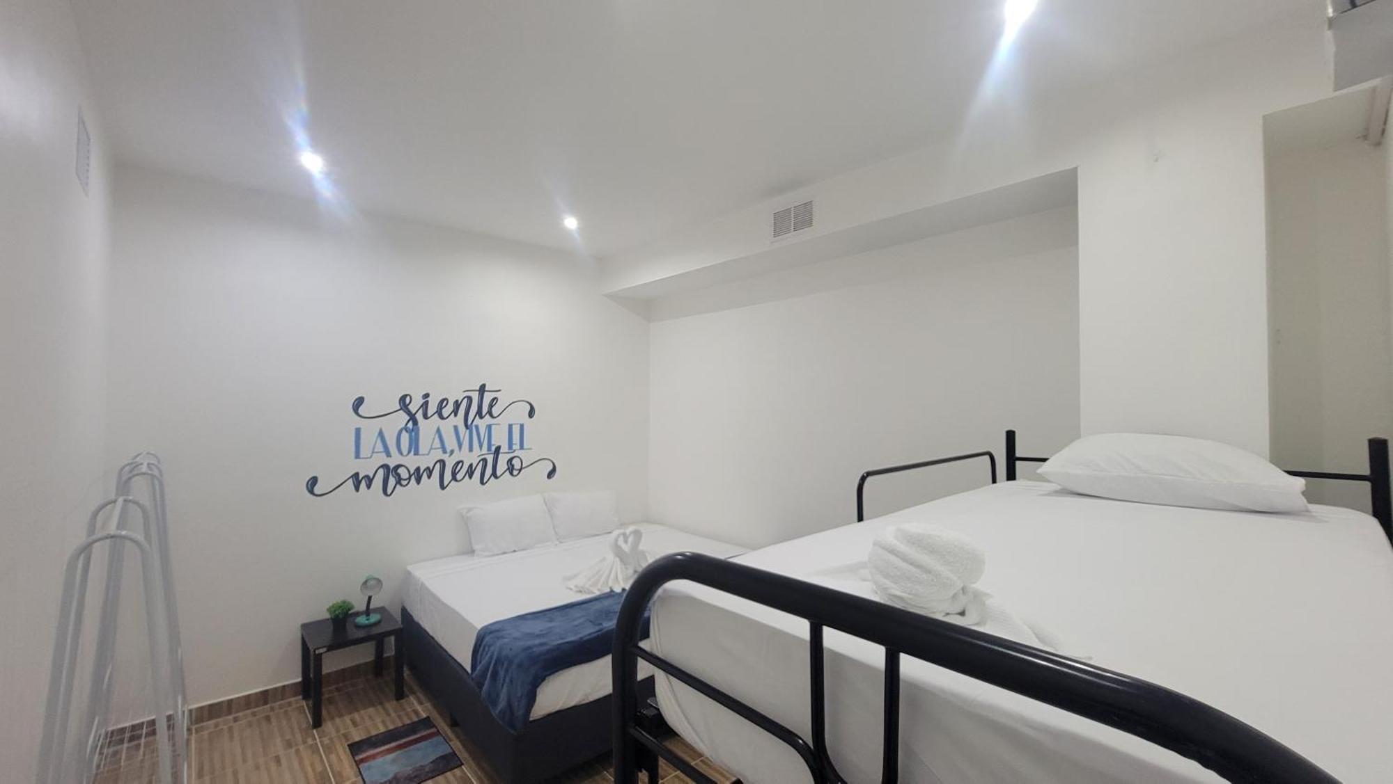 Surfo House Hotel & Hostel Tamarindo Luaran gambar