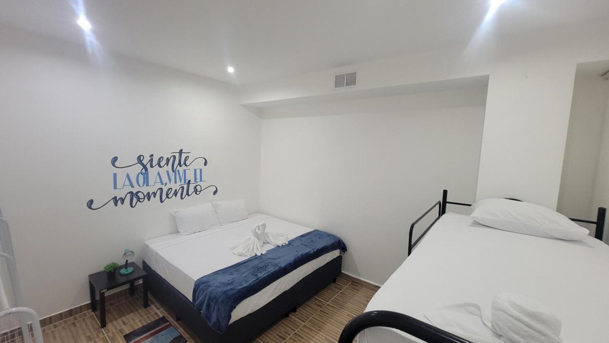Surfo House Hotel & Hostel Tamarindo Luaran gambar