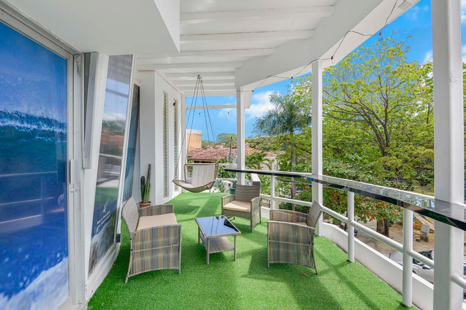 Surfo House Hotel & Hostel Tamarindo Luaran gambar